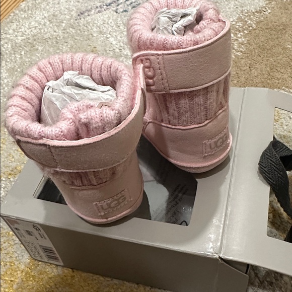 Baby uggs - Picture 4 of 6